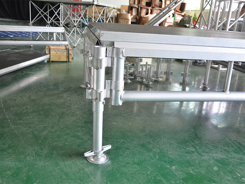 Adjustable-Leg