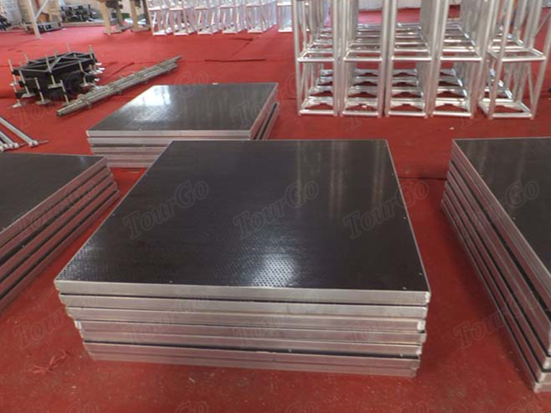 Aluminum-Stage-System 10jpg.
