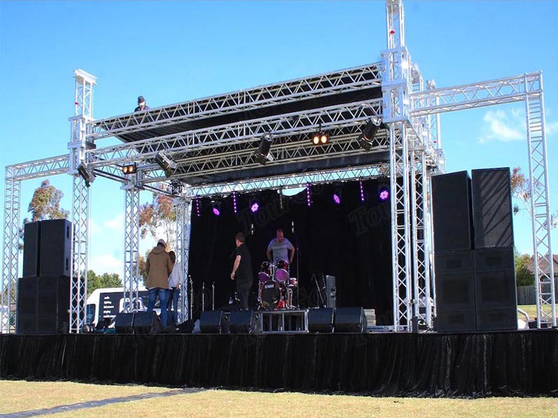 Event-Lighting-Truss-Stage