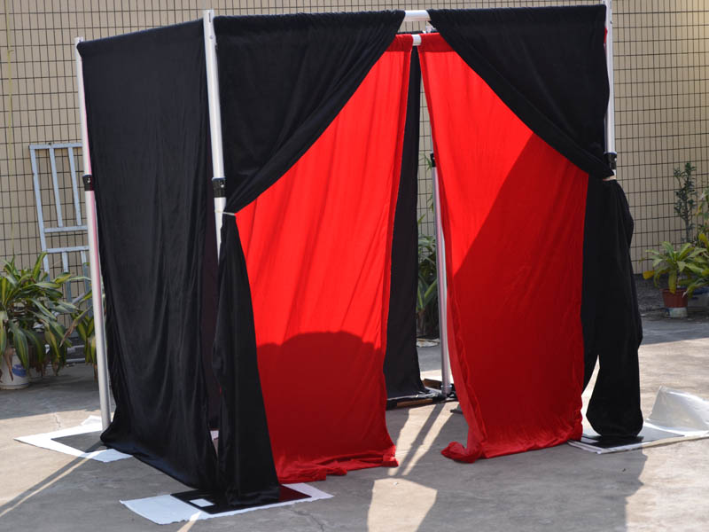 Adjustable Pipe And Drape Photo Booth Enclosure 4 7ft Tourgo