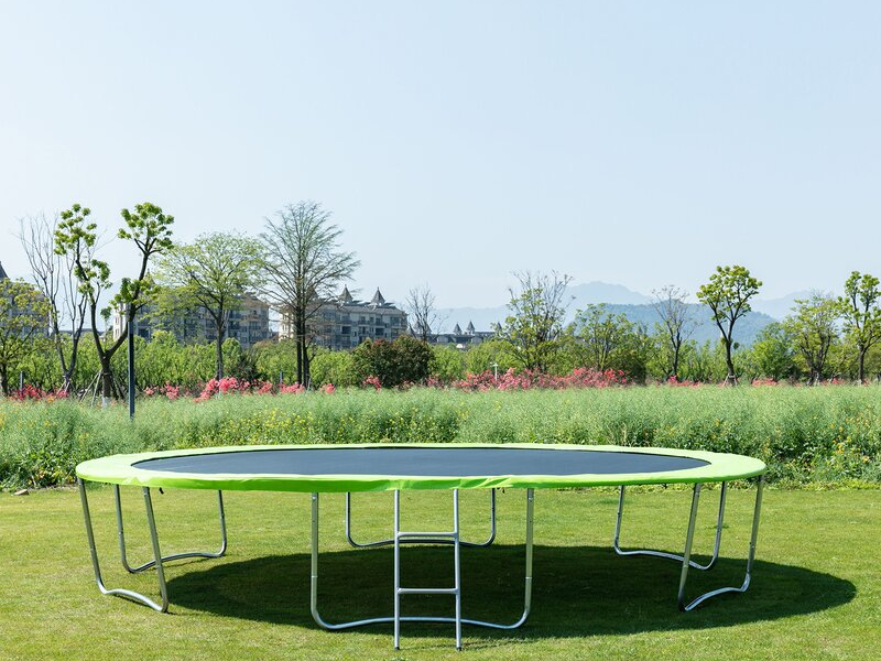 https://www.tourgosolution.com/?p=96565 16' Round Backyard Trampoline with Safety Enclosure