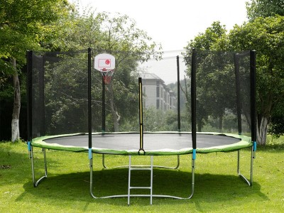 00Trampoline+with+Safety+Enclosure4