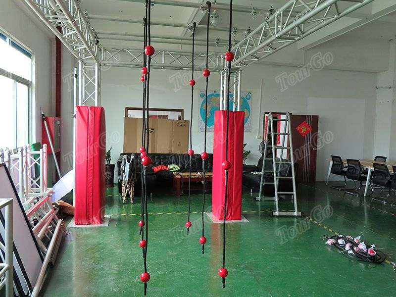 Obstacle Course Indoor Outdoor Playground Popular Durable Safety Customized SEA OF BALLS sport ninja warrior obstacle course