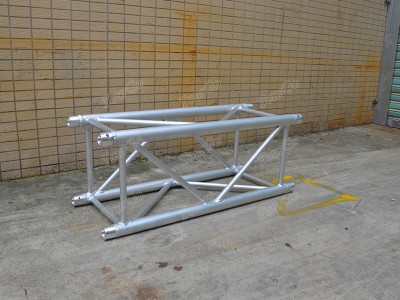 F44 400mm Square Aluminum Spigot Truss 1m Length