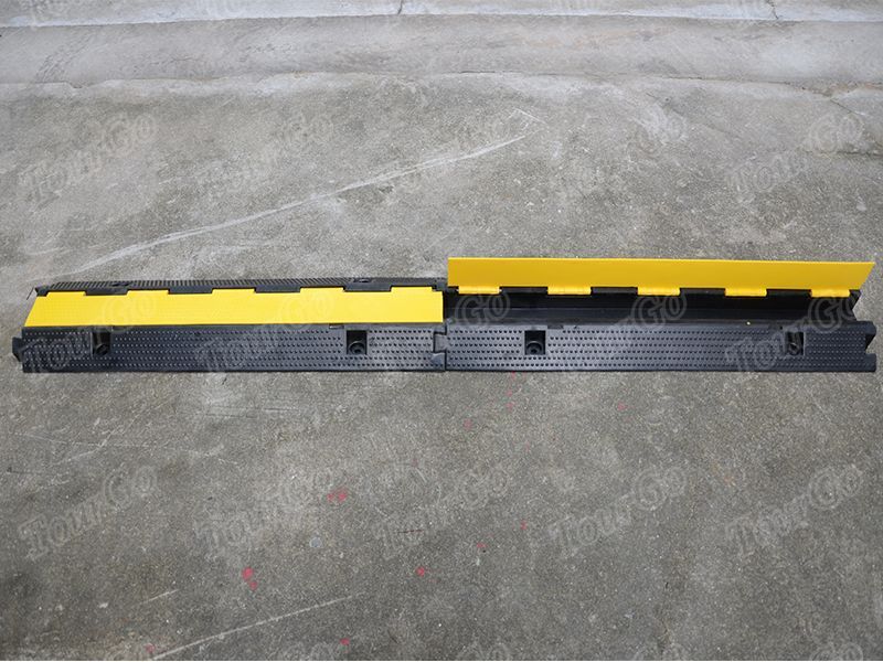 1 channel cable protector-2