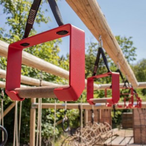 10Floating Monkey Bars