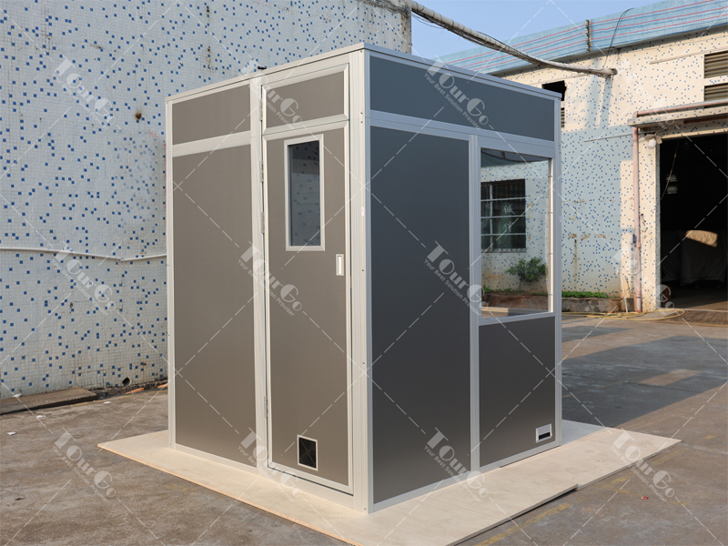 10 translation booth