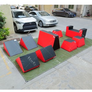 1Soft play parkour block