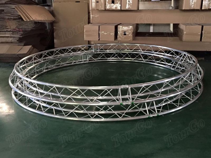 Tourgo Aluminum Round Truss Circle Truss in Big Concert Stage for Lighting