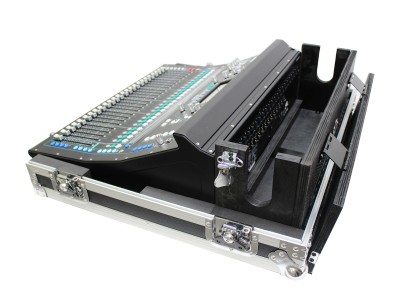 Console Flight Case for Allen & Heath SQ7 with Doghouse and Wheels