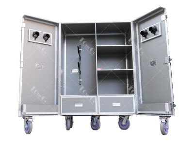 Customized Equestrian Tack Locker 6 Saddles or 3 Saddles Storage Flight Case