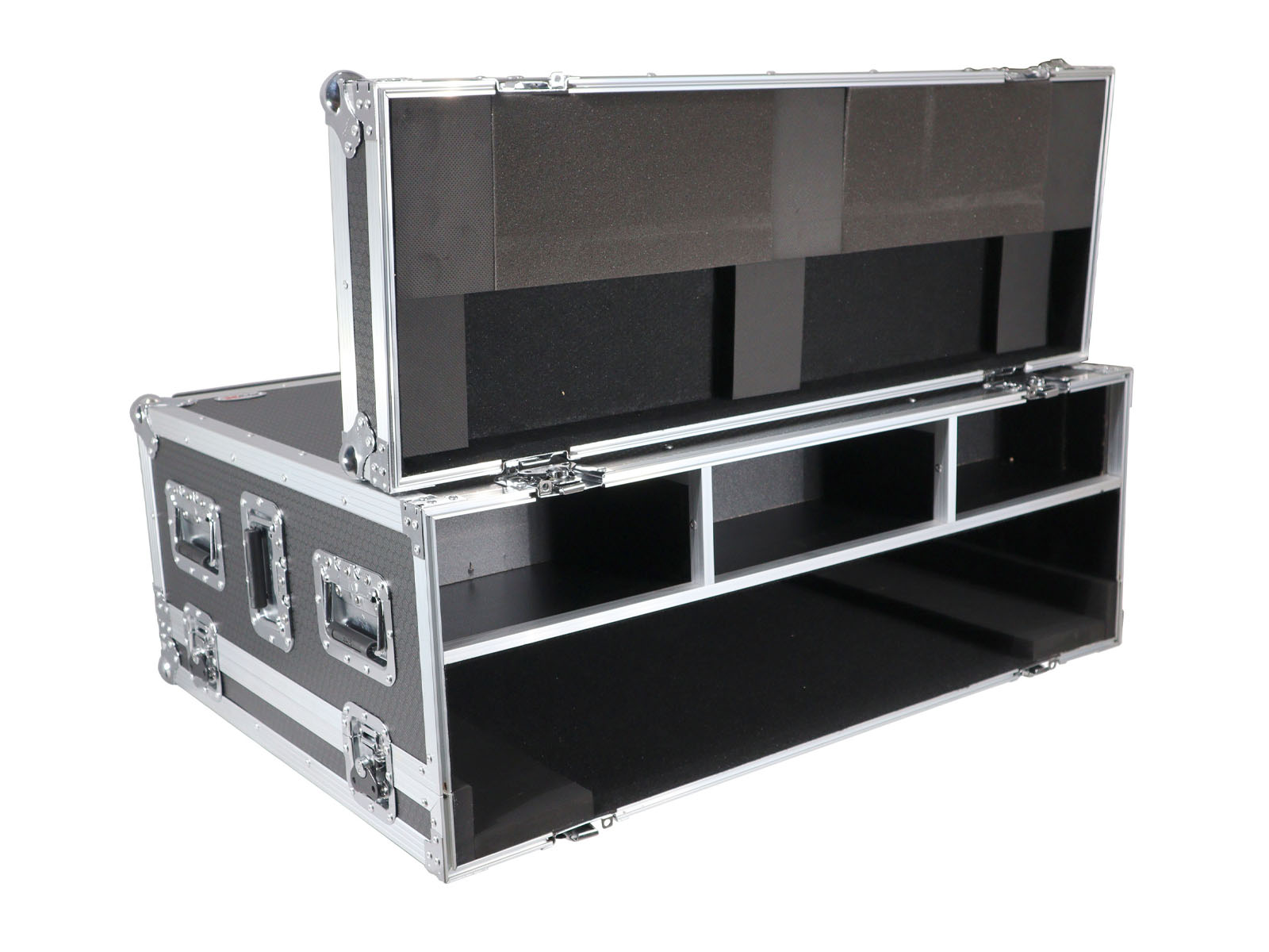 ATA Digital Audio Mixer Flight Case for Yamaha DM7 Compact Console with Doghouse compartment and Caster wheels