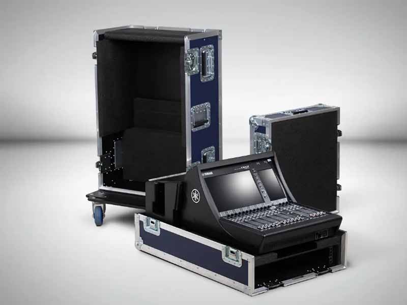 1Yamaha DM7 Compact