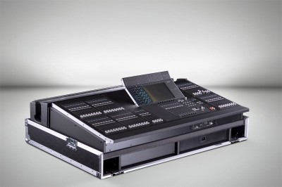 1Yamaha M7CL