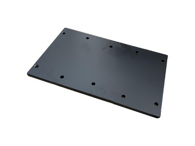 Custom made baseplates to connect different size truss