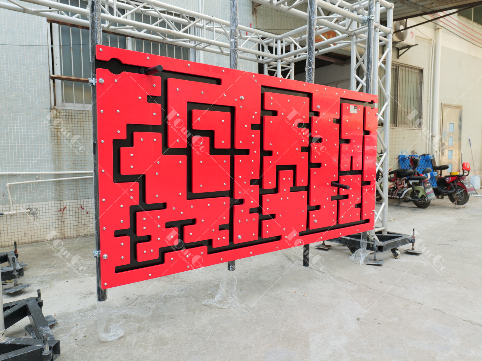 12Ninja peg wall