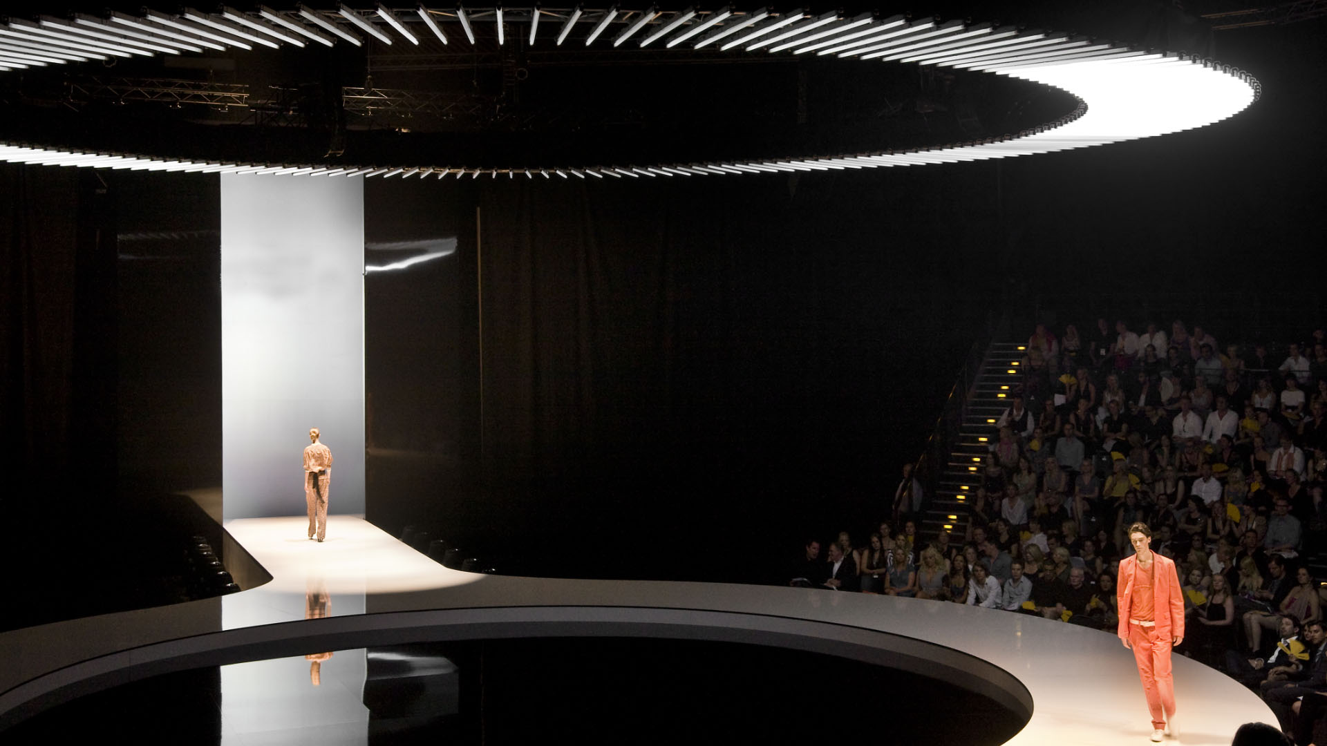 12 Catwalk Runway round Stage