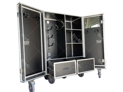 Portable Mobile Aluminum Tack Trunk / Double Door Saddle Tack Locker Case With Hooks and Mirrors