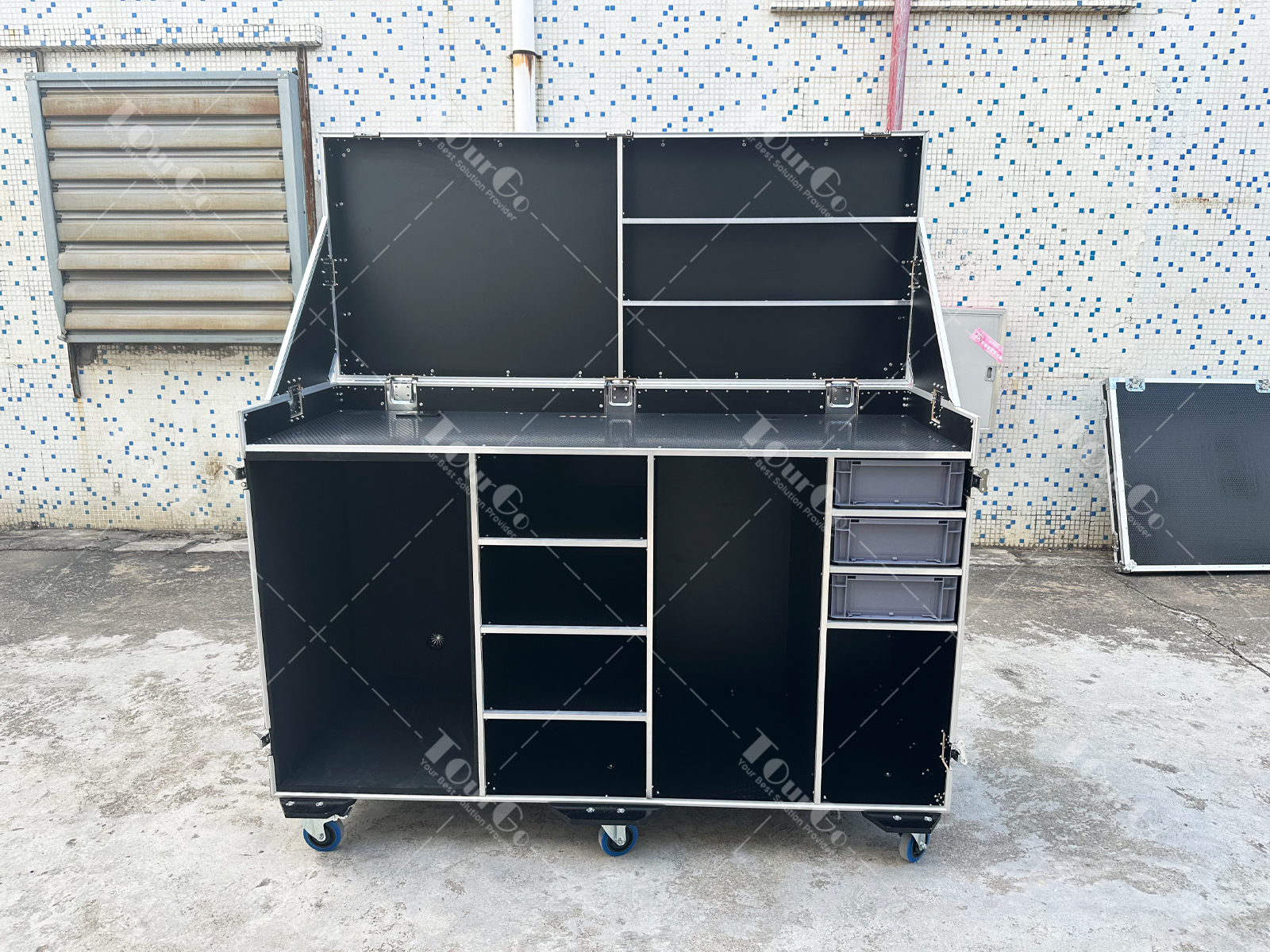 Maximum Hospitality Flightcase