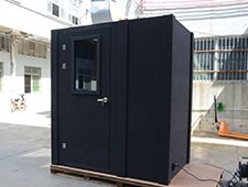 4′x6′ Spacious voice over audio recording booth fits two people