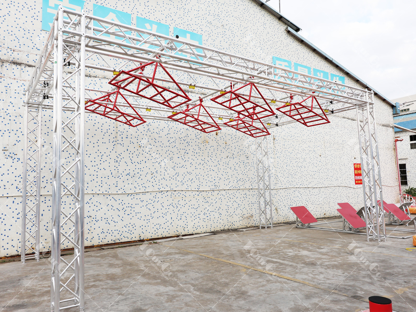 UIPM Obstacle Tilting ladders