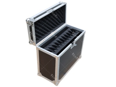 Universal flight case for 20-24″ TFT Displays