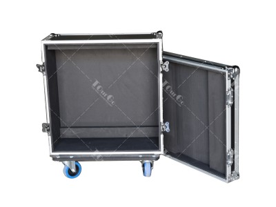 Studiomaster C6XS-16 Mixing flight case with wheels