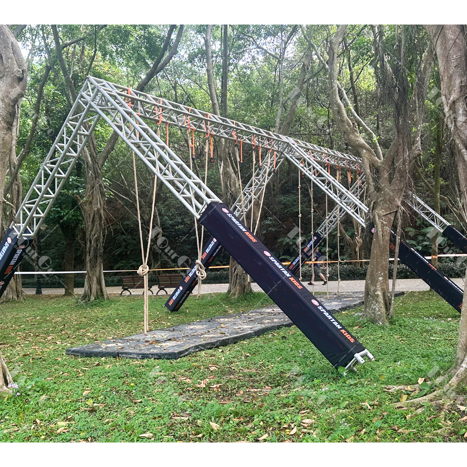 Rope Swinging Course