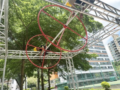 Obstacle Course Racing UIPM Obstacle 2. Big wheel