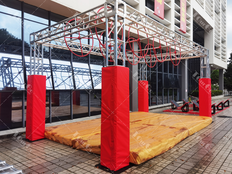 Obstacle Course Racing UIPM Obstacle 10. Wheels