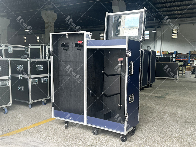 1 Tack Locker Flight Case