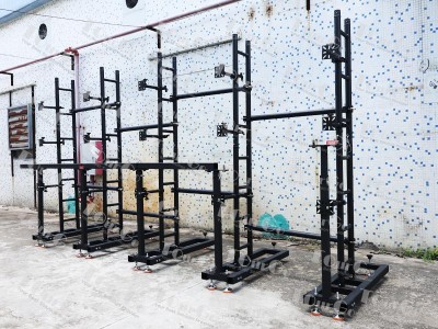 1 LED Screen Support