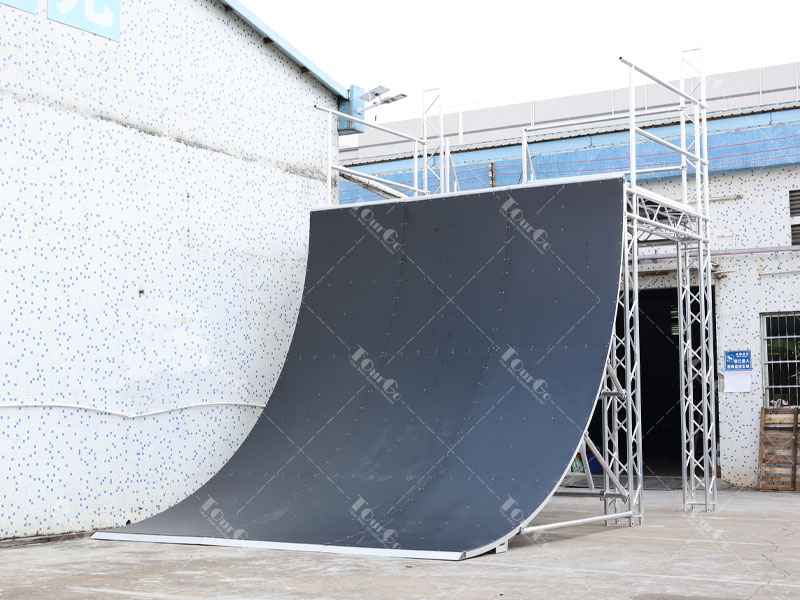 2025 World Modern Pentathlon Championships UIPM Obstacle  Warped Wall Outdoor Spartan Race Obstacle for Ninja Warrior Obstacle Course