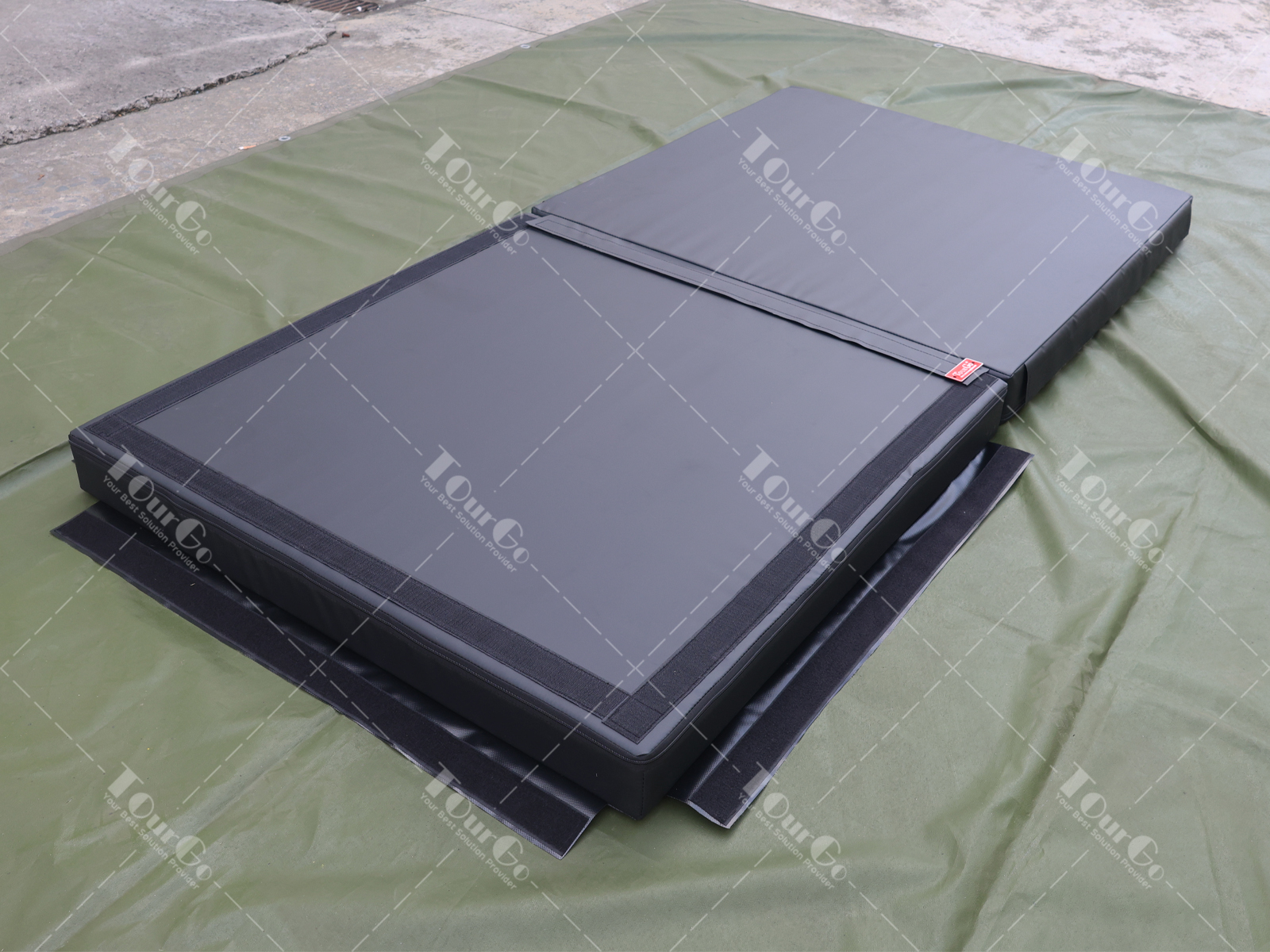 Connectable 100x100x10cm Outdoor Ninja Warrior Obstacle Course Crash Safety Mat for OCR Spartan Race