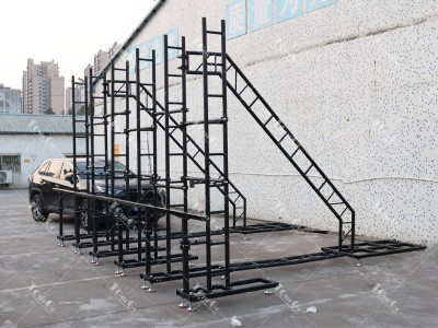 1 LED Screen /Wall Support