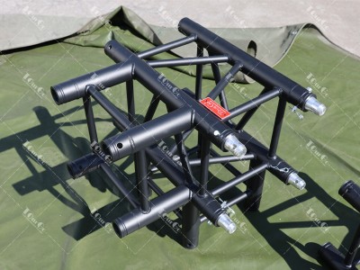 290mm Square Truss 4WAY CORNER