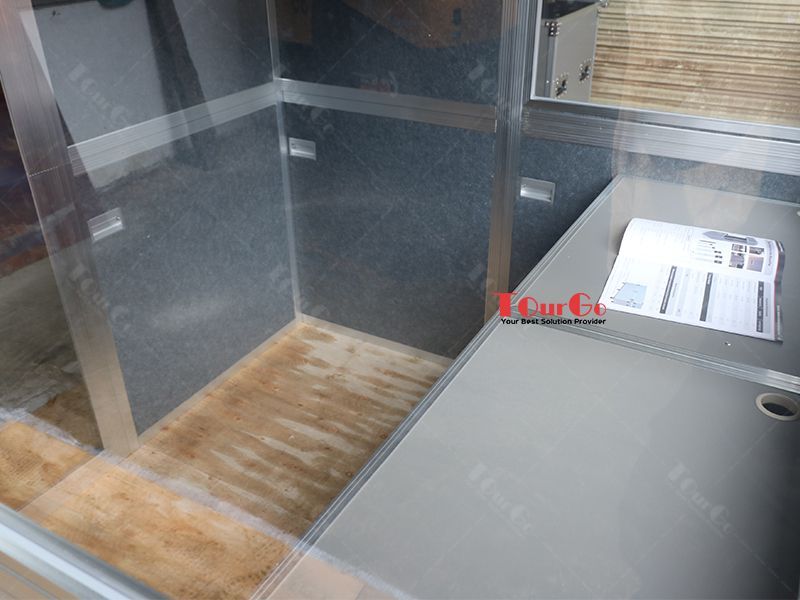 interpreter booth 5