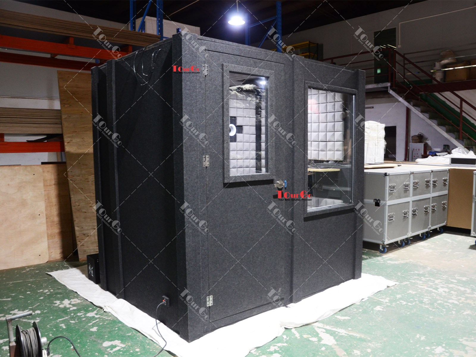 https://www.tourgosolution.com/products/studio-sound-boothvocal-music-recording-boothprivacy-pods.html