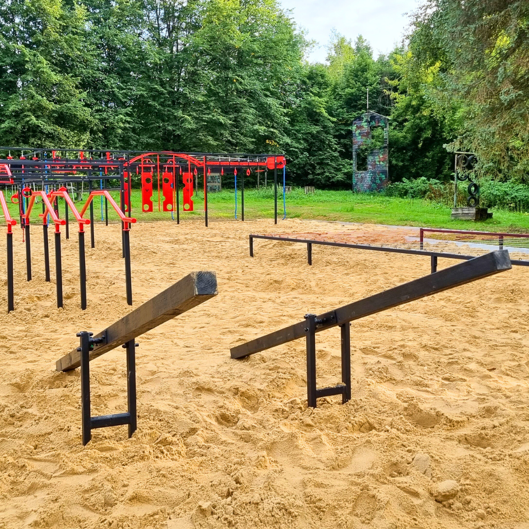 SWING BALANCE BEAM 