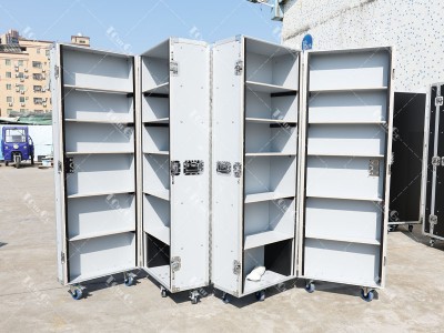 14Display Flight Case