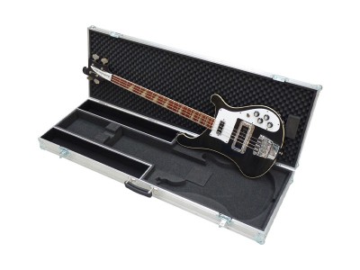 Case for bass guitar Rickenbacker