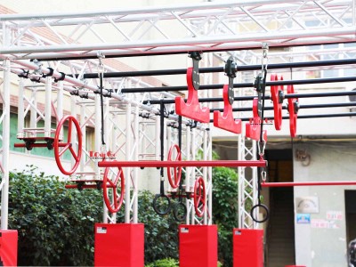 Adjustable playground Arm Power Exercise American Gym Play Set Swing Trapeze bar Ninja Flying Equipment Ninja Warrior Obstacle