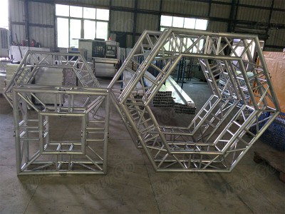 Tourgo Hight Quality New Design Hexagon Truss, Square Truss, Bolt Truss for Lighting Truss System Decoration