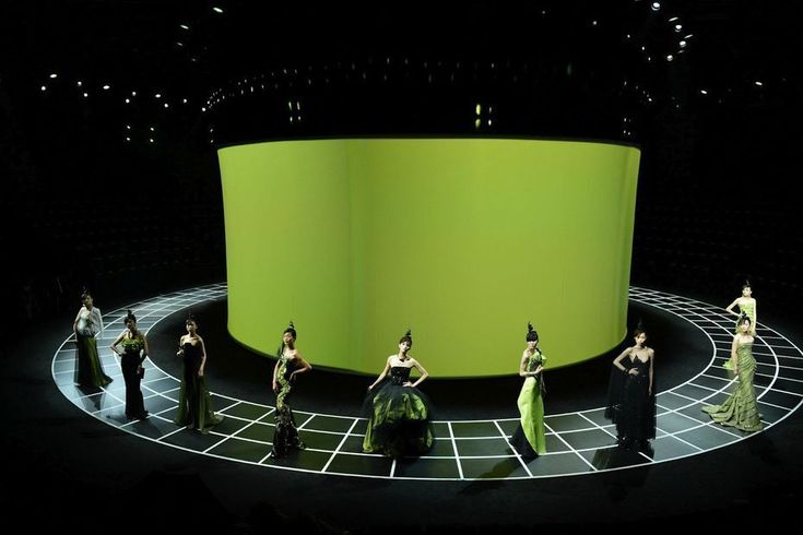 16Round Catwalk