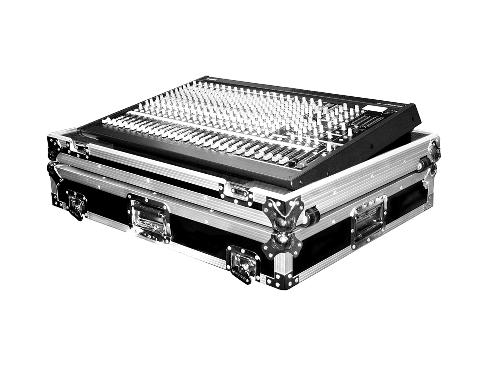 YAMAHA MG2414 MIXER CASE WITH LOW PROFILE WHEELS
