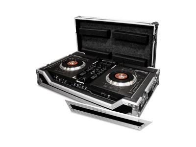 CASE FOR NUMARK NS7 – COMES WITH INNERWHEELS