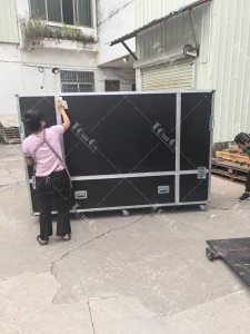 17 Portable Flight case led screen