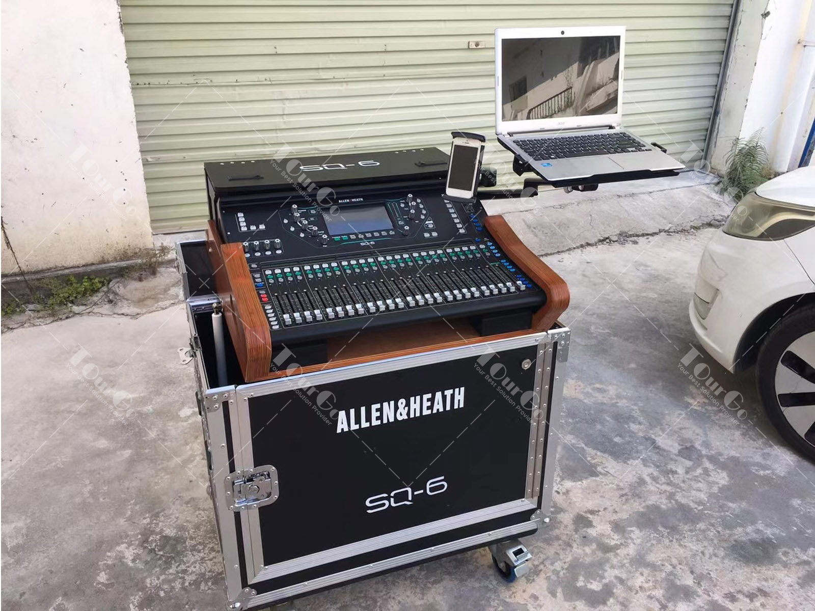 17Flight Road Mixer Case