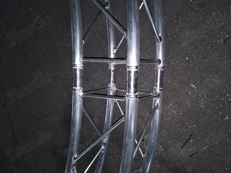 Stage-truss