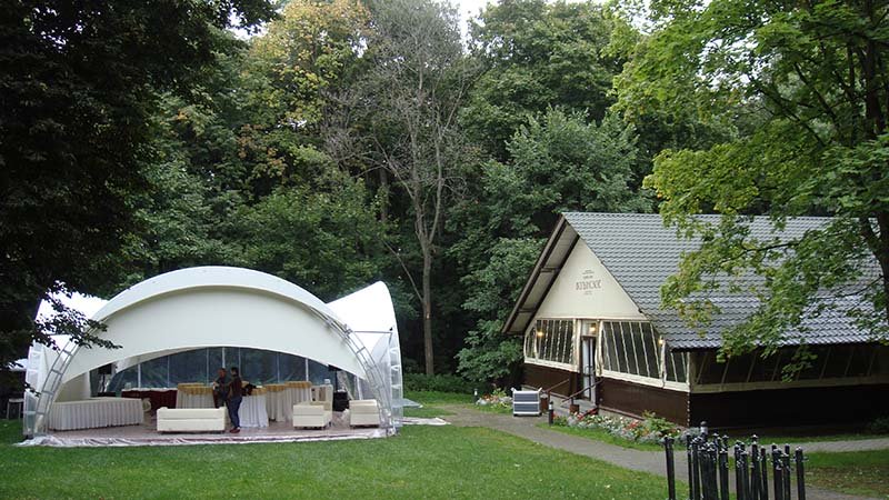 186Arched tent 36/6